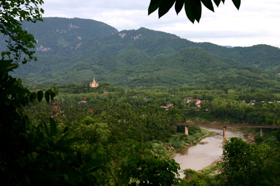Вид с холма Фуси. (Лаос)(фото Лимарева Олега)